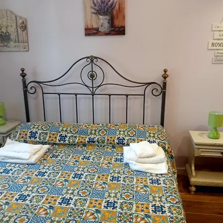 Juno's Guest house Mondello