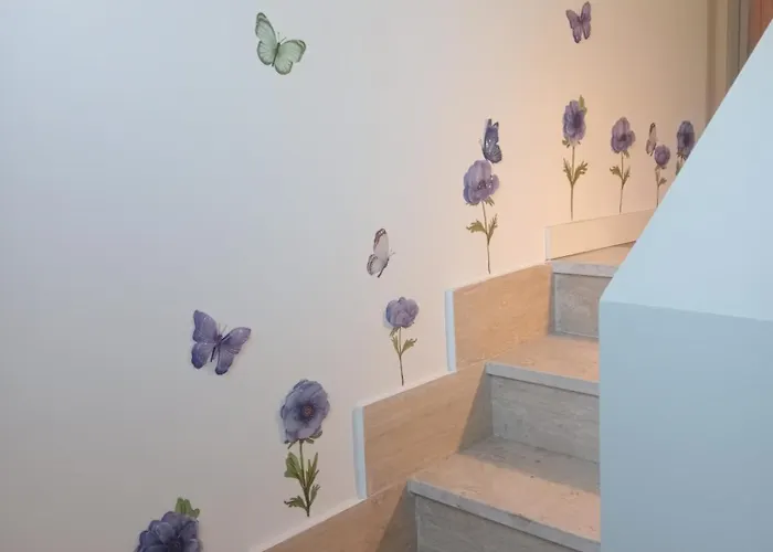 Juno's Guest house *