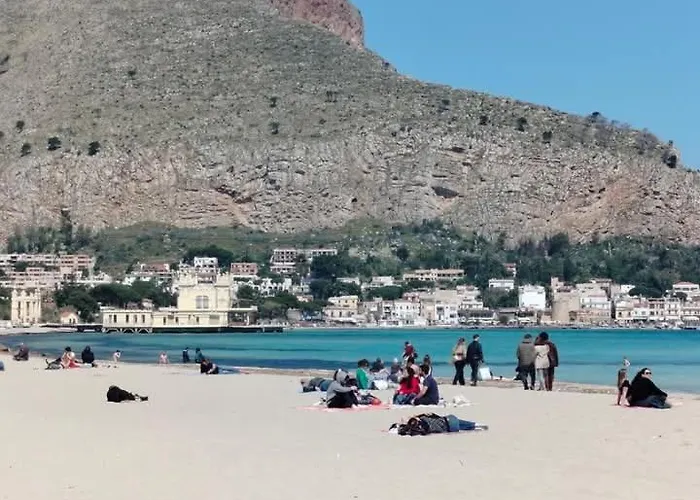 Juno's Guest house Mondello